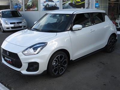 2024 Suzuki Swift - Thumbnail