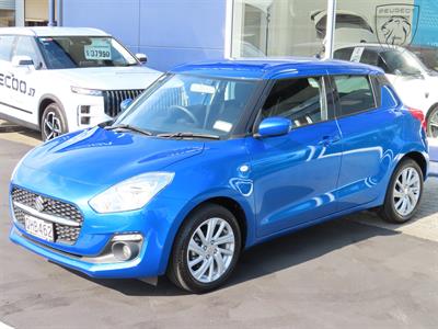 2023 Suzuki Swift - Thumbnail