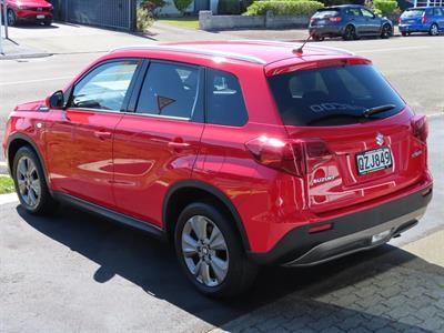 2019 Suzuki Vitara - Thumbnail