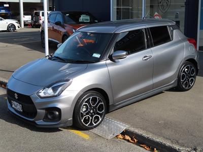 2022 Suzuki Swift - Thumbnail