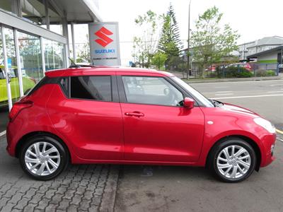 2024 Suzuki Swift - Thumbnail