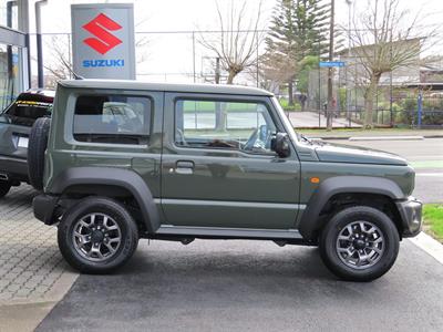 2024 Suzuki Jimny - Thumbnail