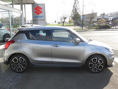 2024 Suzuki Swift - Thumbnail