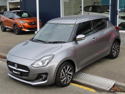 2024 Suzuki Swift - Thumbnail