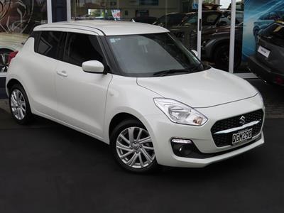 2023 Suzuki Swift - Thumbnail