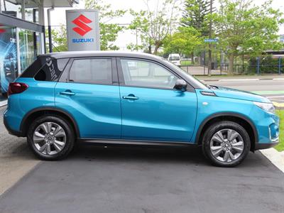 2024 Suzuki Vitara - Thumbnail