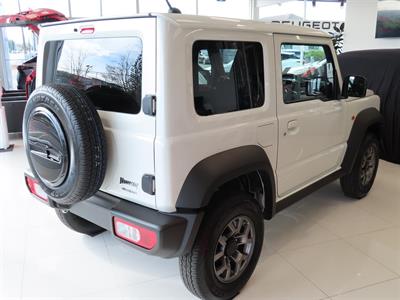 2024 Suzuki Jimny - Thumbnail