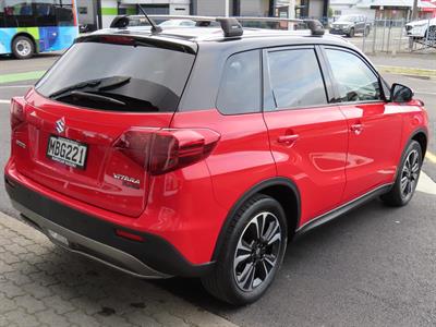 2019 Suzuki Vitara - Thumbnail