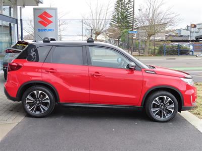 2019 Suzuki Vitara - Thumbnail