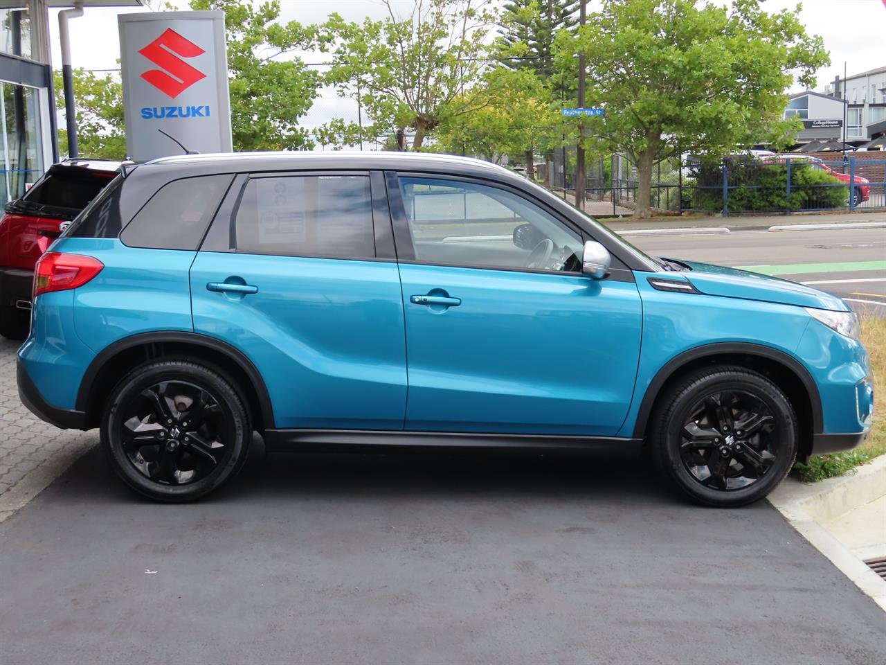 2017 Suzuki Vitara