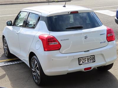 2023 Suzuki Swift - Thumbnail