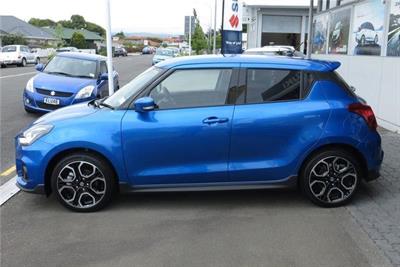 2024 Suzuki Swift - Thumbnail