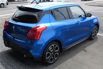 2024 Suzuki Swift - Thumbnail