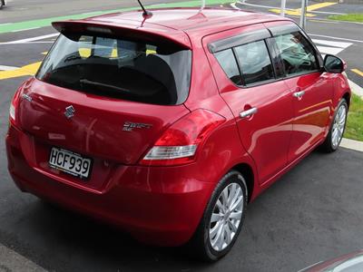 2013 Suzuki Swift - Thumbnail