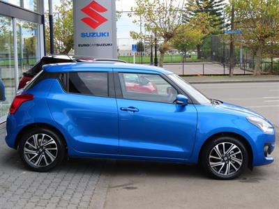 2024 Suzuki Swift - Thumbnail