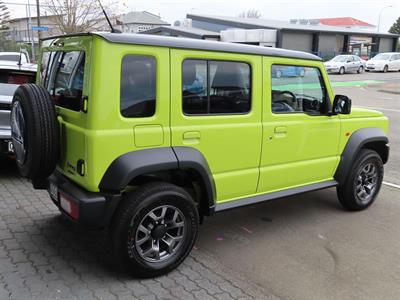 2024 Suzuki Jimny - Thumbnail