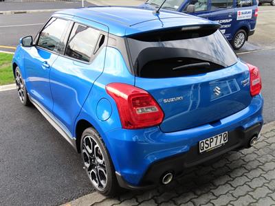 2024 Suzuki Swift - Thumbnail