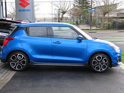 2024 Suzuki Swift - Thumbnail