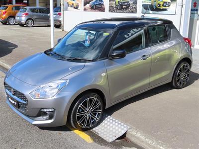 2024 Suzuki Swift - Thumbnail