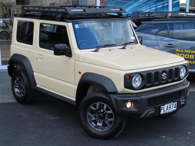 2022 Suzuki Jimny - Thumbnail