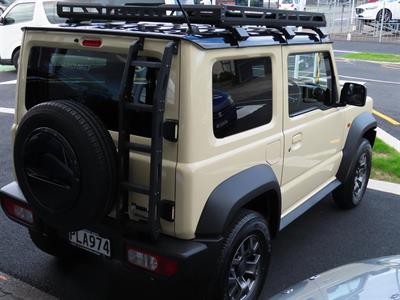 2022 Suzuki Jimny - Thumbnail